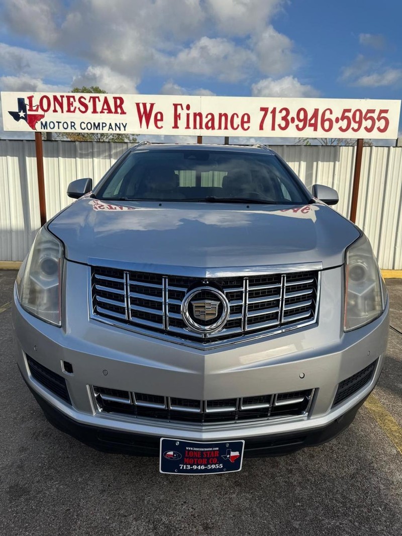 Cadillac SRX Vehicle Full-screen Gallery Image 03