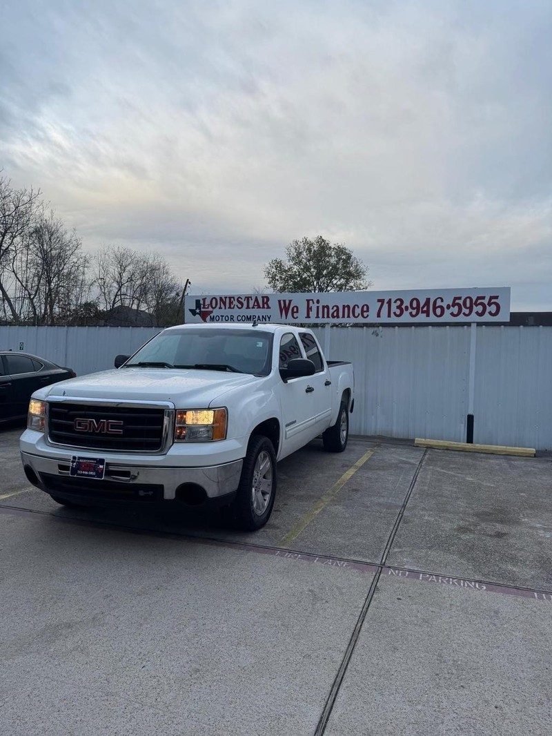 GMC Sierra 1500 Vehicle Full-screen Gallery Image 02