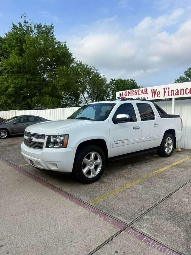 Chevrolet Avalanche Vehicle Full-screen Gallery Image 02
