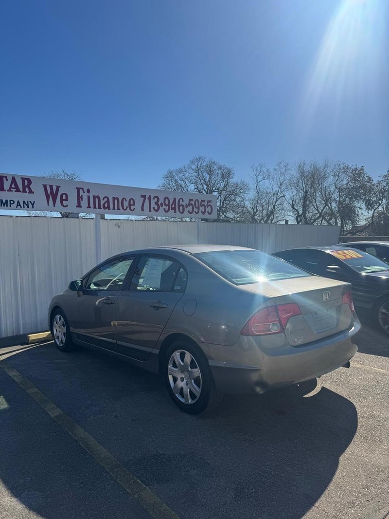 Honda Civic Sedan Vehicle Full-screen Gallery Image 05