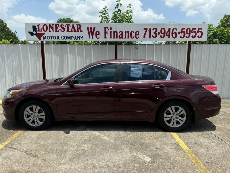 Honda Accord Sedan Vehicle Full-screen Gallery Image 07