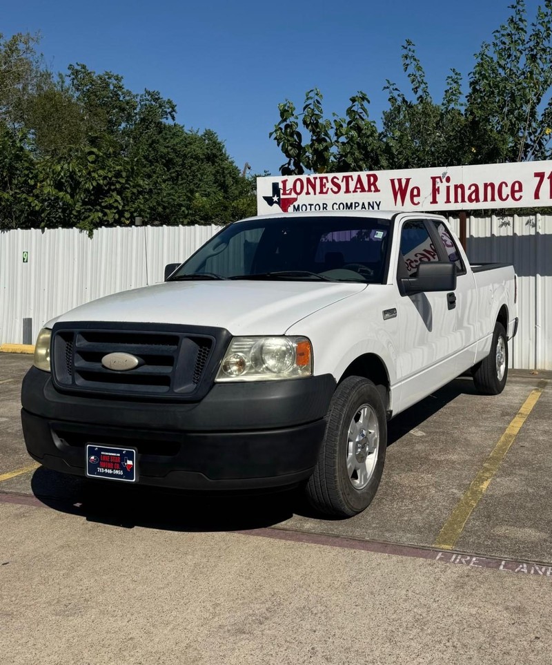 Ford F-150 Vehicle Full-screen Gallery Image 02