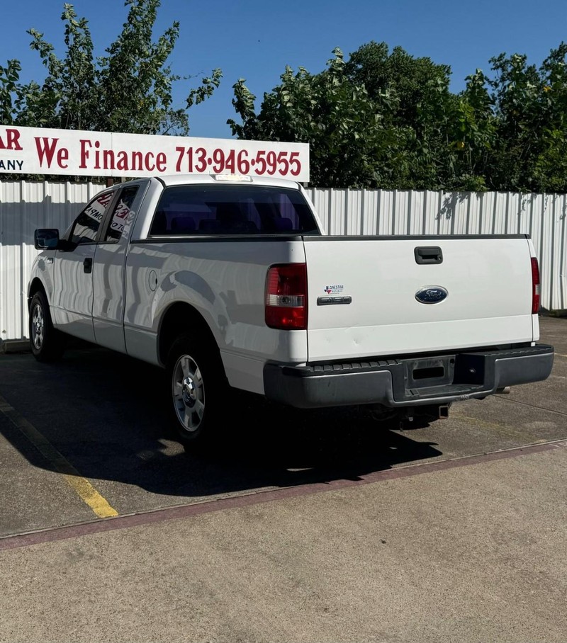 Ford F-150 Vehicle Full-screen Gallery Image 05