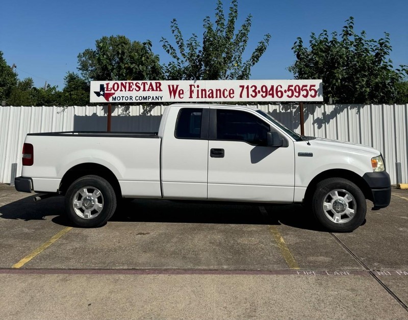 Ford F-150 Vehicle Full-screen Gallery Image 07