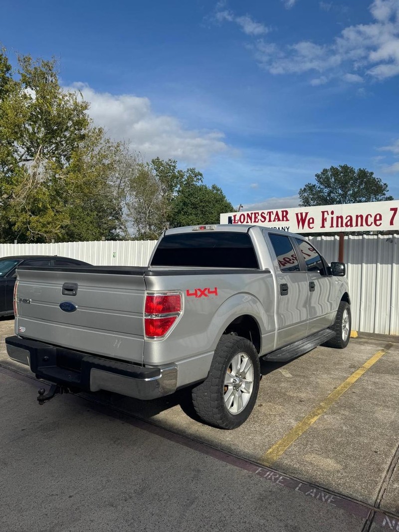 Ford F-150 Vehicle Full-screen Gallery Image 06