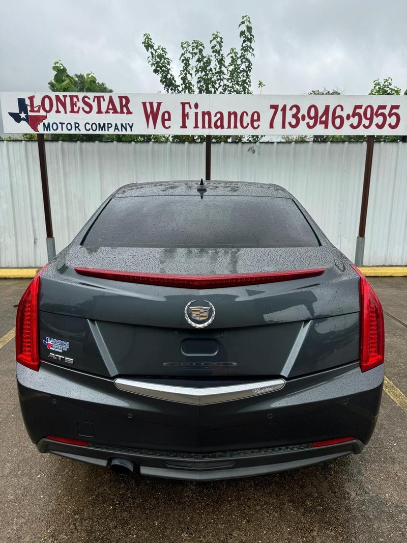 Cadillac ATS Vehicle Full-screen Gallery Image 04