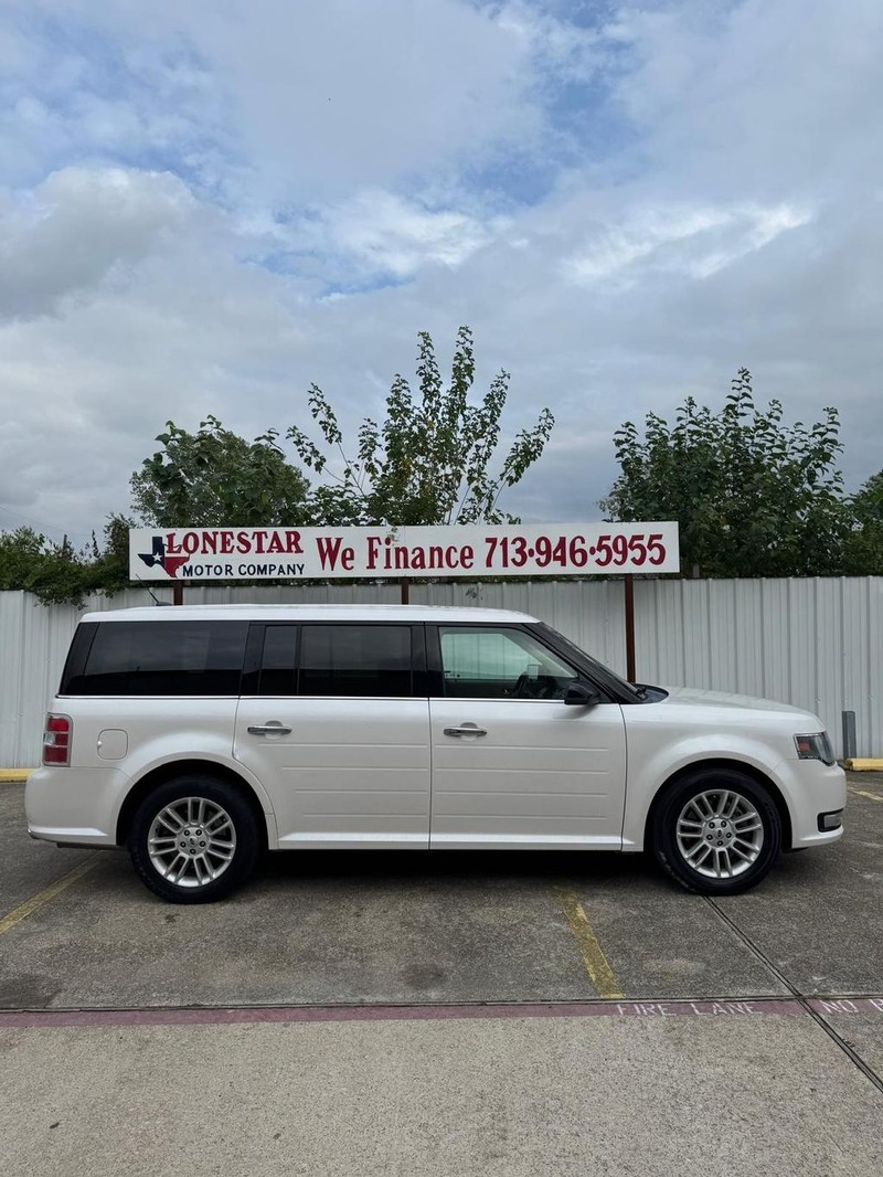 Ford Flex Vehicle Full-screen Gallery Image 08