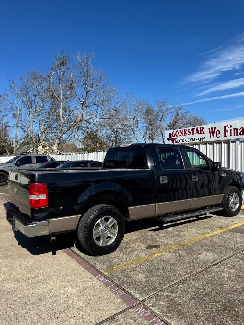 Ford F-150 Vehicle Full-screen Gallery Image 05