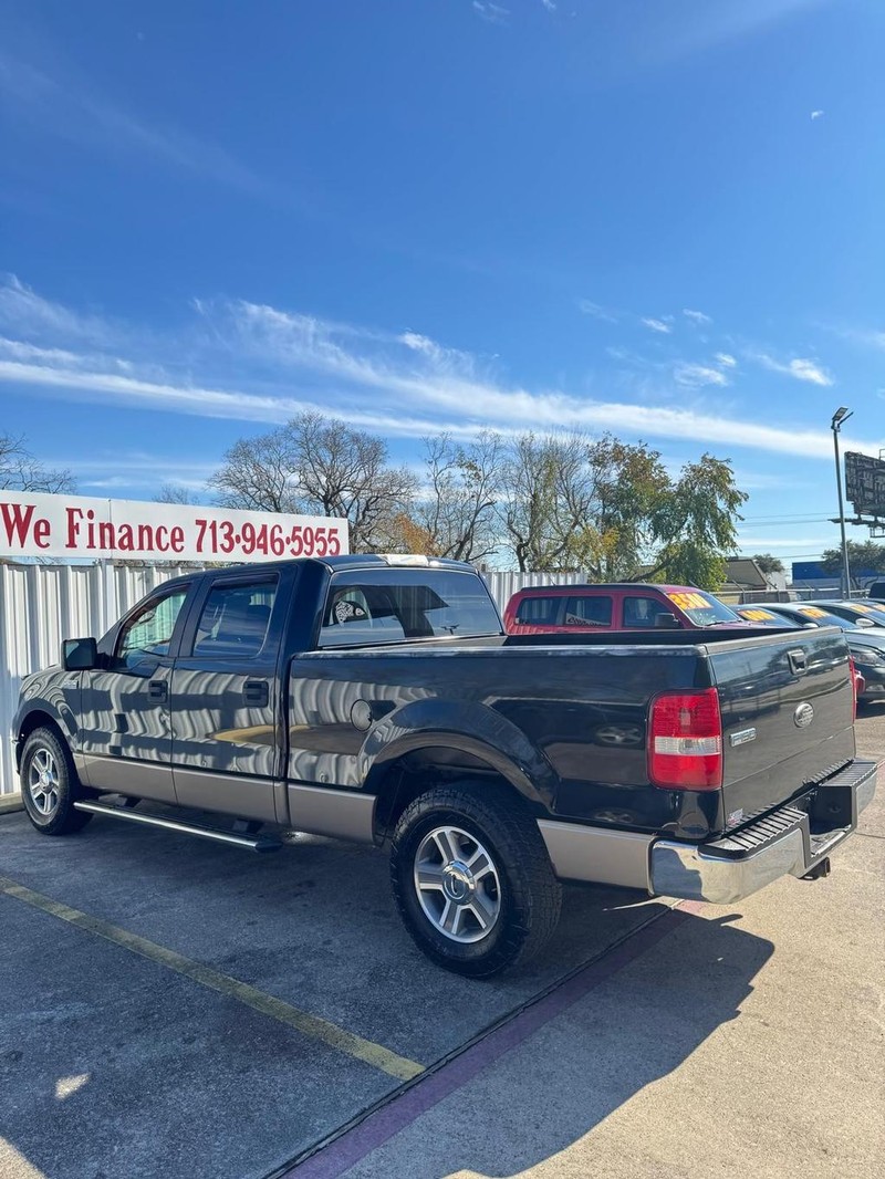 Ford F-150 Vehicle Full-screen Gallery Image 06