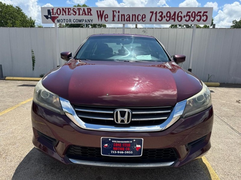 Honda Accord Sedan Vehicle Full-screen Gallery Image 03
