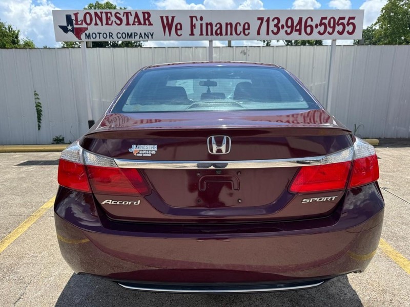 Honda Accord Sedan Vehicle Full-screen Gallery Image 04