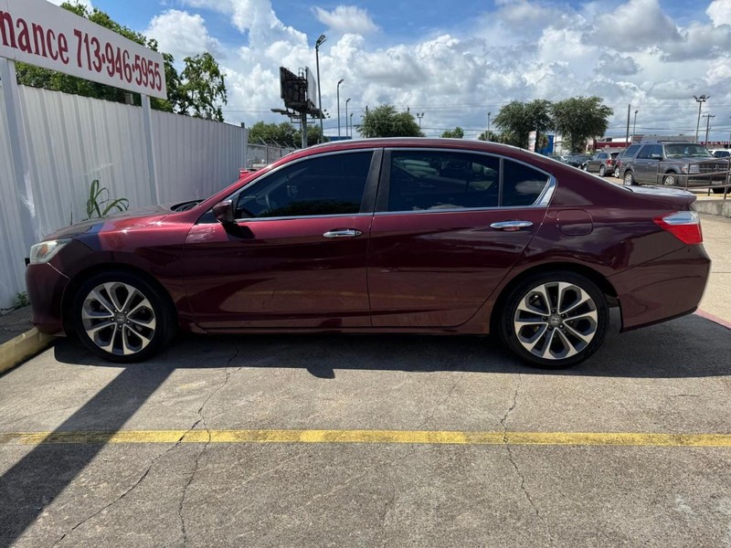 Honda Accord Sedan Vehicle Full-screen Gallery Image 07