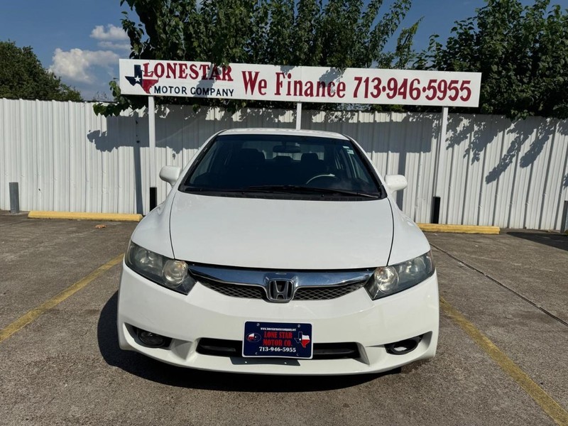 Honda Civic Sedan Vehicle Full-screen Gallery Image 03