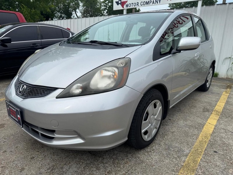 Honda Fit Vehicle Full-screen Gallery Image 02