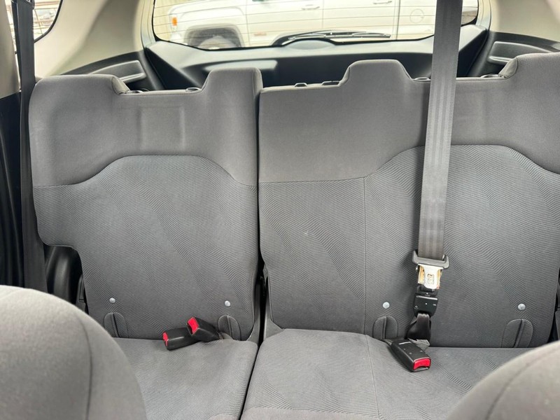 Honda Fit Vehicle Full-screen Gallery Image 11