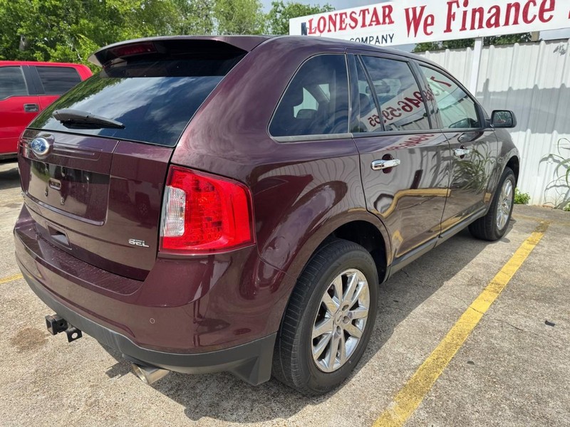 Ford Edge Vehicle Full-screen Gallery Image 04