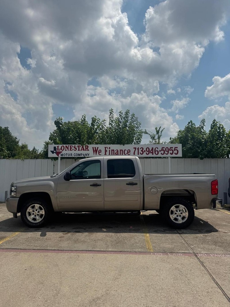 Chevrolet Silverado 1500 Vehicle Full-screen Gallery Image 05