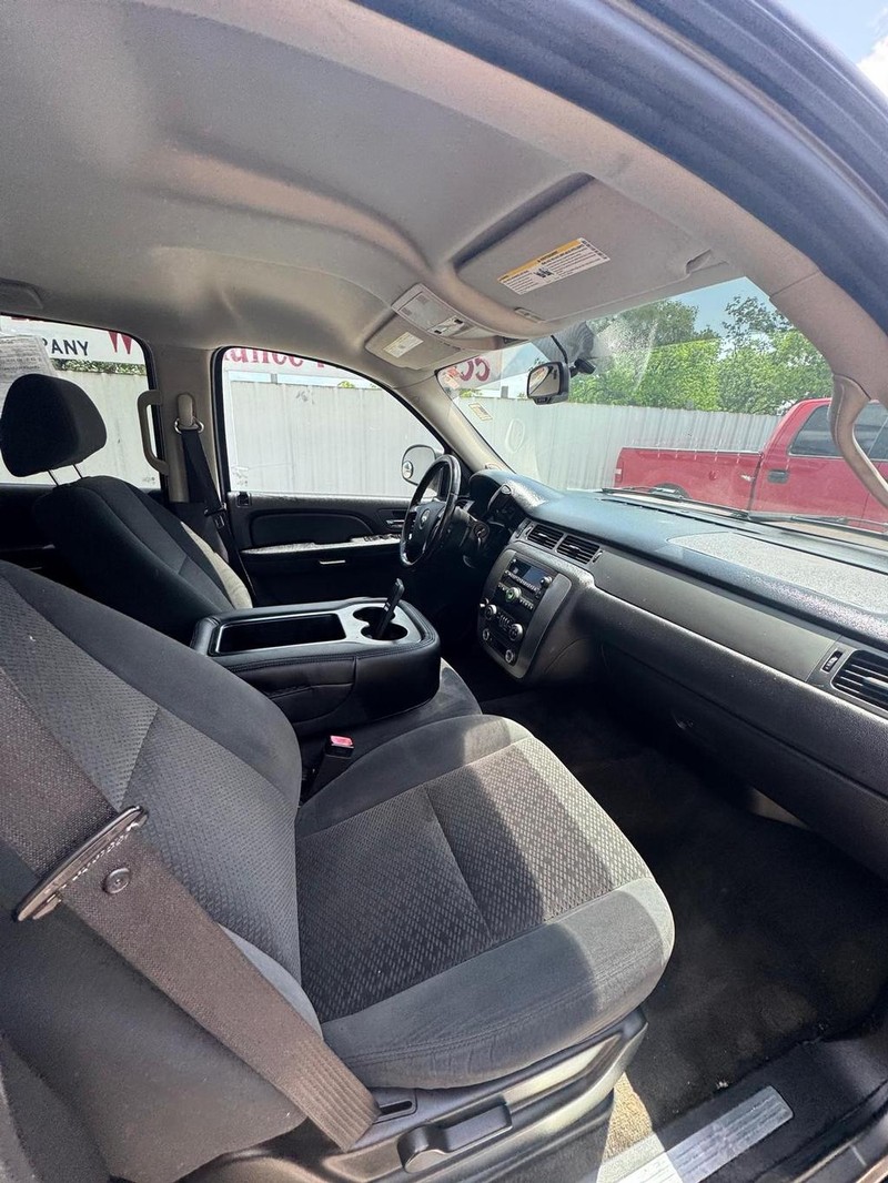 Chevrolet Avalanche Vehicle Full-screen Gallery Image 08