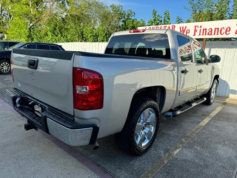 Chevrolet Silverado 1500 Vehicle Full-screen Gallery Image 07