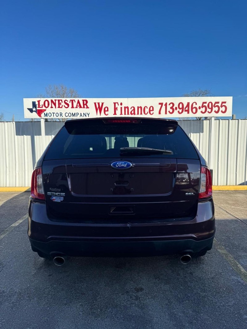 Ford Edge Vehicle Full-screen Gallery Image 04
