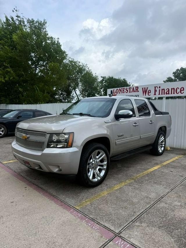 Chevrolet Avalanche Vehicle Full-screen Gallery Image 02