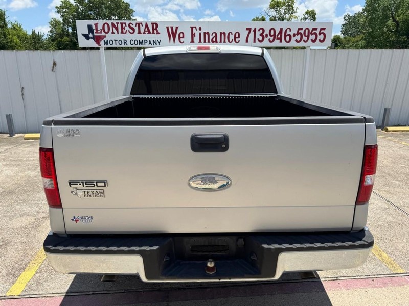 Ford F-150 Vehicle Full-screen Gallery Image 04