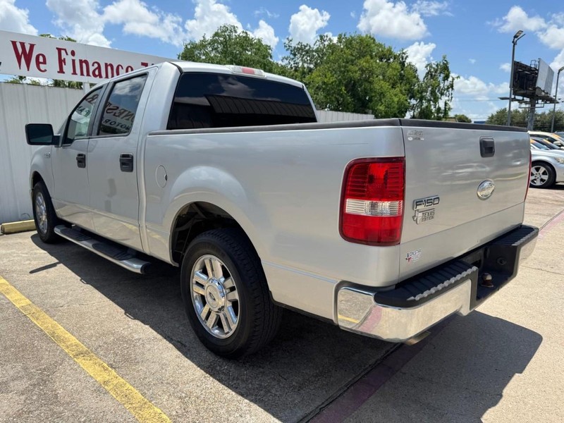 Ford F-150 Vehicle Full-screen Gallery Image 06