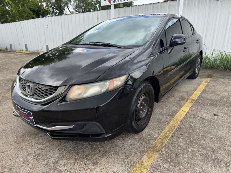 Honda Civic Sedan Vehicle Full-screen Gallery Image 02