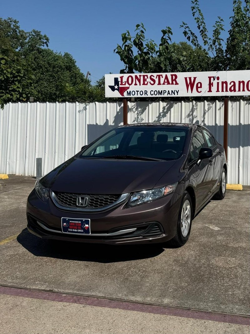 Honda Civic Sedan Vehicle Full-screen Gallery Image 02