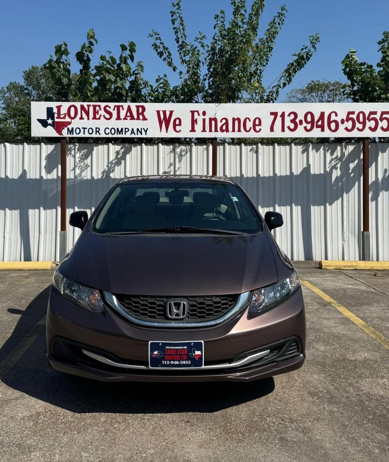 Honda Civic Sedan Vehicle Full-screen Gallery Image 03