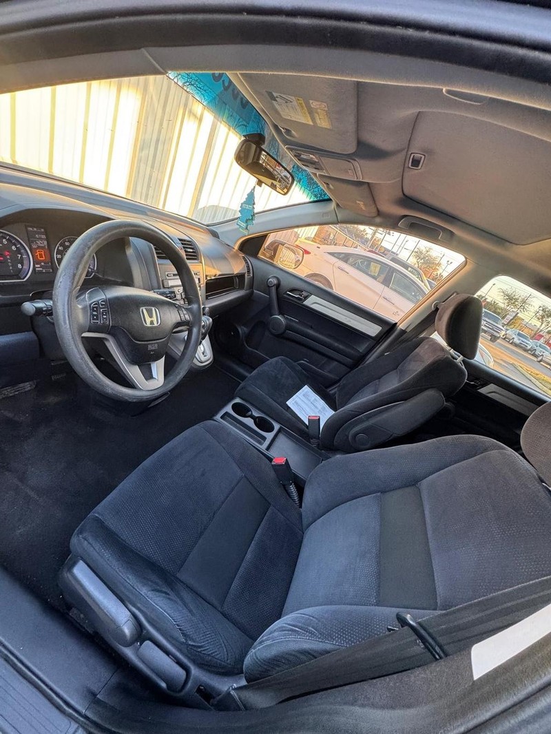 Honda CR-V Vehicle Full-screen Gallery Image 08