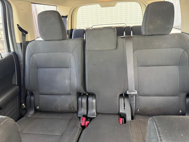 Ford Flex Vehicle Full-screen Gallery Image 11
