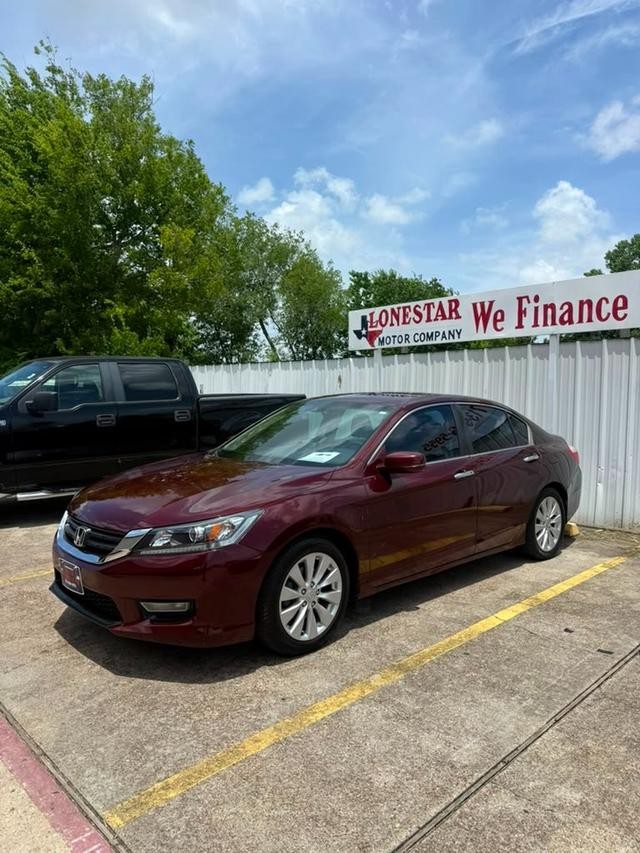 Honda Accord Sedan Vehicle Full-screen Gallery Image 02