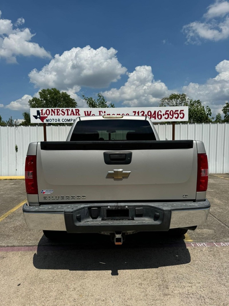 Chevrolet Silverado 1500 Vehicle Full-screen Gallery Image 04