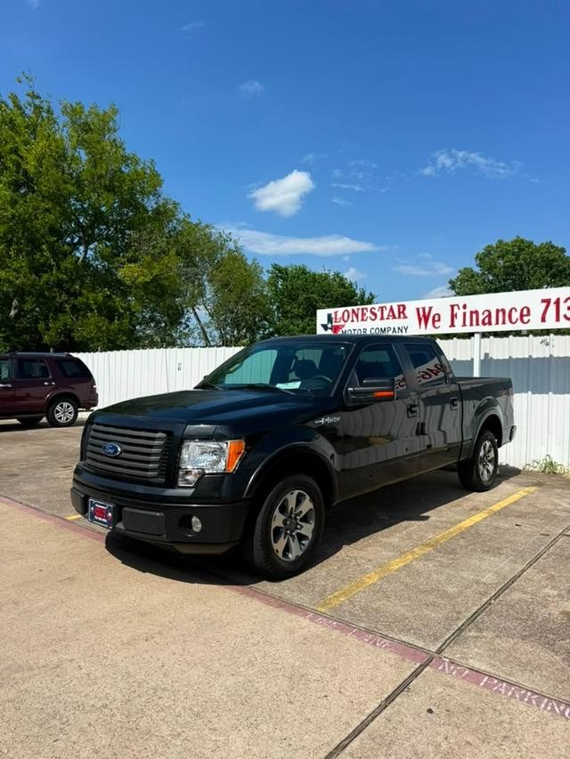 Ford F-150 Vehicle Full-screen Gallery Image 02