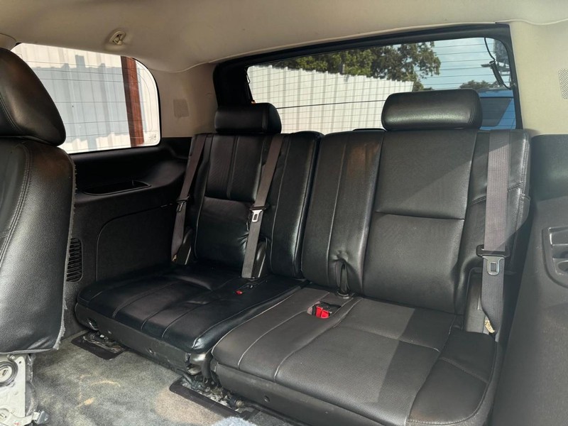 Chevrolet Tahoe Vehicle Full-screen Gallery Image 10