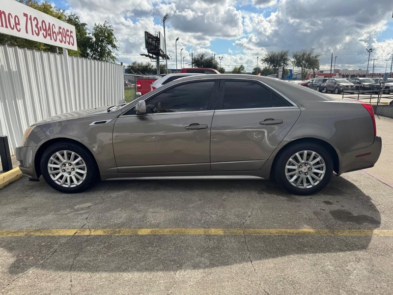Cadillac CTS Sedan Vehicle Full-screen Gallery Image 08