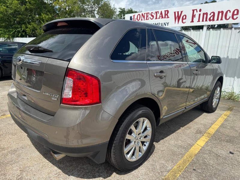 Ford Edge Vehicle Full-screen Gallery Image 06