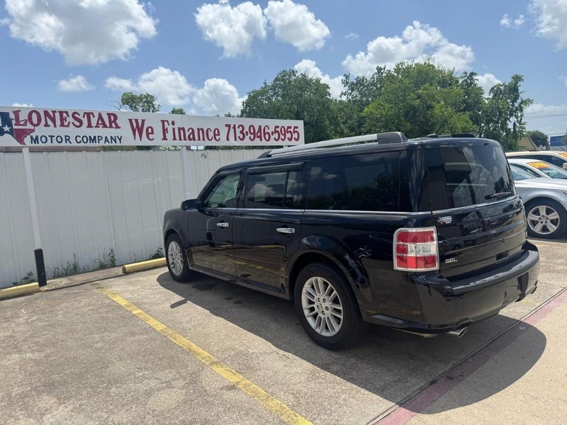 Ford Flex Vehicle Full-screen Gallery Image 06