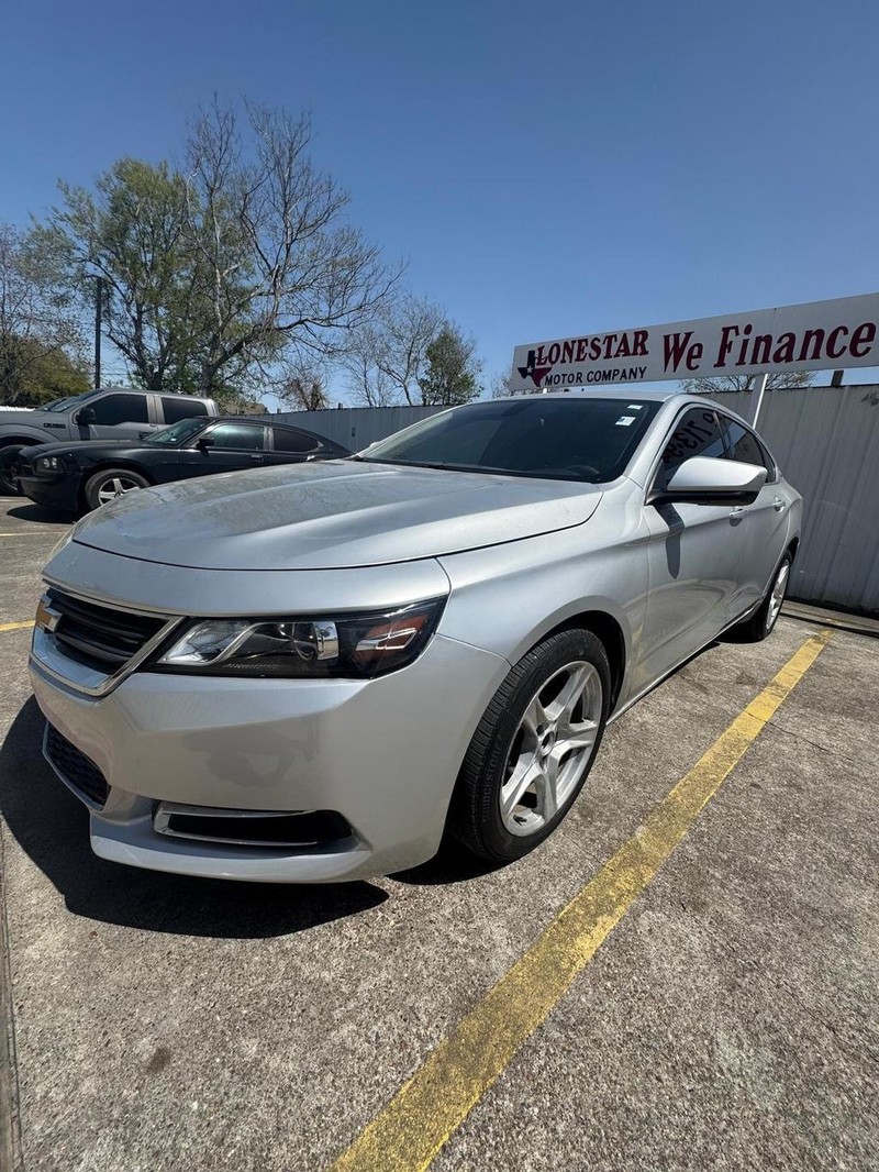 Chevrolet Impala Vehicle Full-screen Gallery Image 02