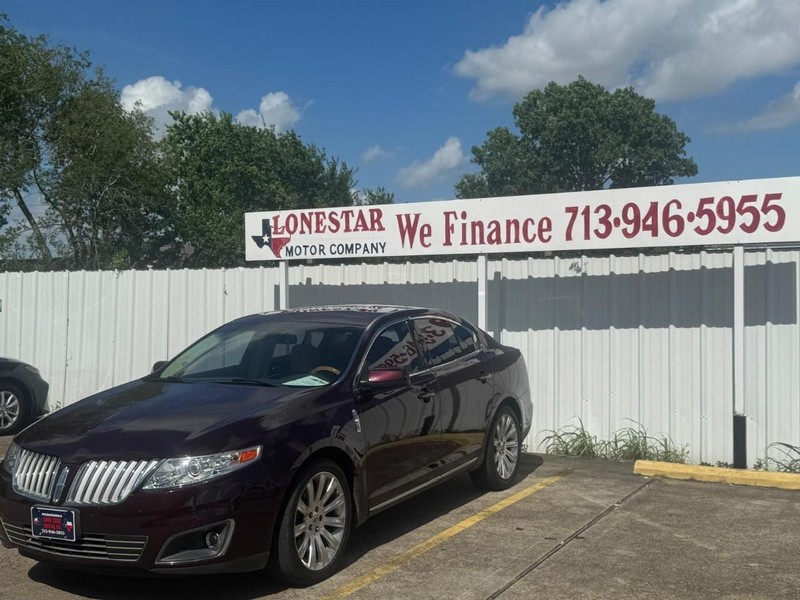 Lincoln MKS Vehicle Full-screen Gallery Image 02