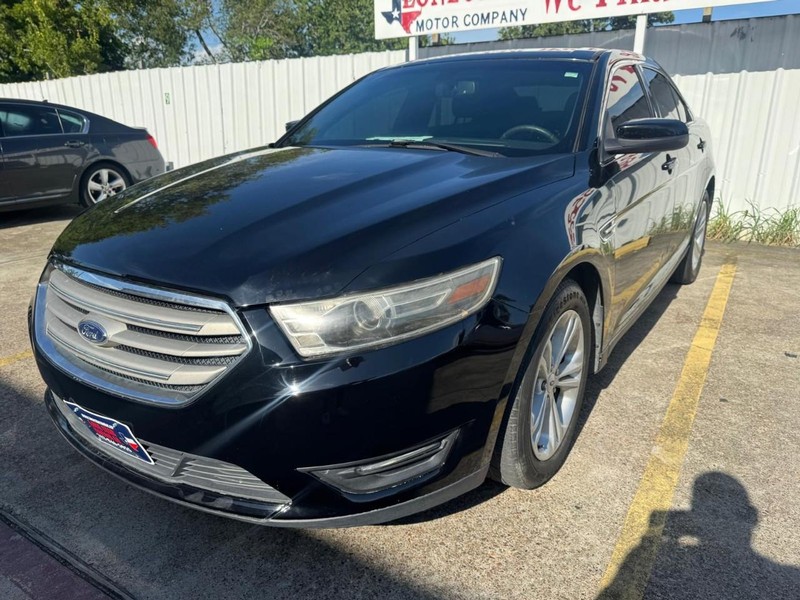 Ford Taurus Vehicle Full-screen Gallery Image 02