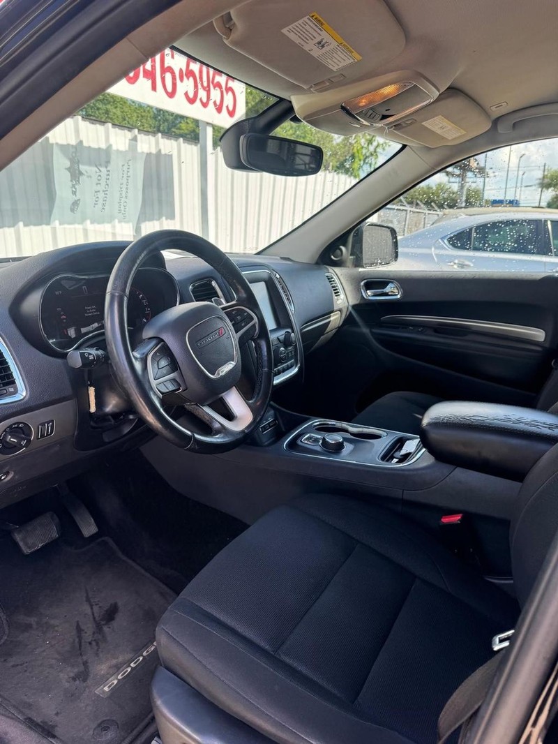 Dodge Durango Vehicle Full-screen Gallery Image 09
