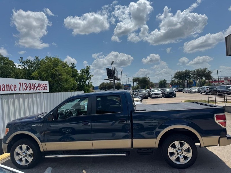 Ford F-150 Vehicle Full-screen Gallery Image 08