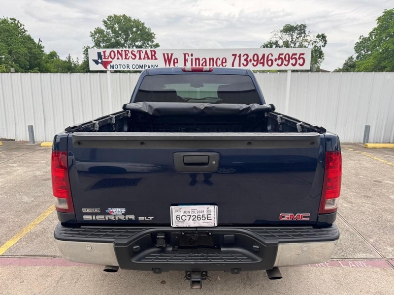 GMC Sierra 1500 Vehicle Full-screen Gallery Image 04