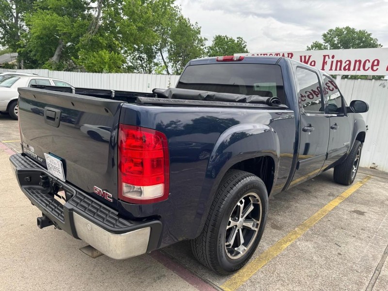 GMC Sierra 1500 Vehicle Full-screen Gallery Image 05