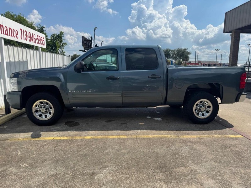 Chevrolet Silverado 1500 Vehicle Full-screen Gallery Image 08