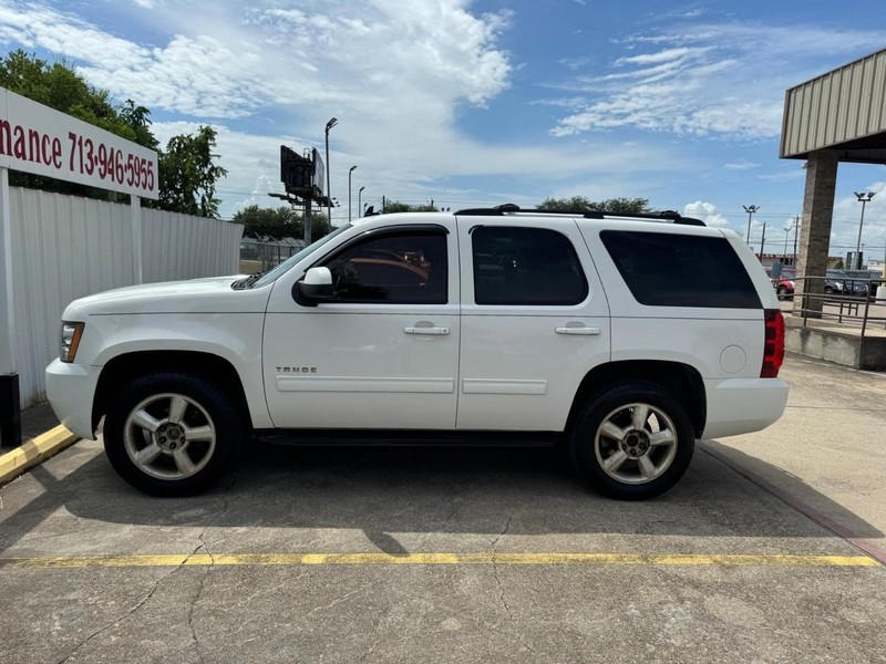 Chevrolet Tahoe Vehicle Full-screen Gallery Image 08