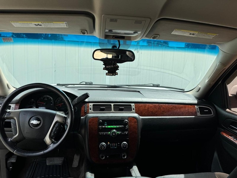Chevrolet Tahoe Vehicle Full-screen Gallery Image 10