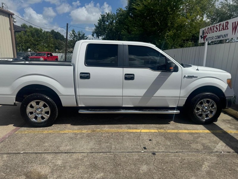 Ford F-150 Vehicle Full-screen Gallery Image 07